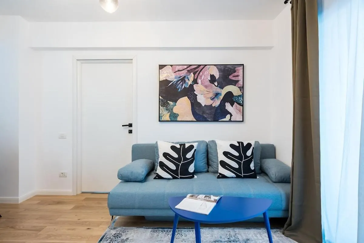 Bright Apartment - Top Location - Charming Balcony Bucarest