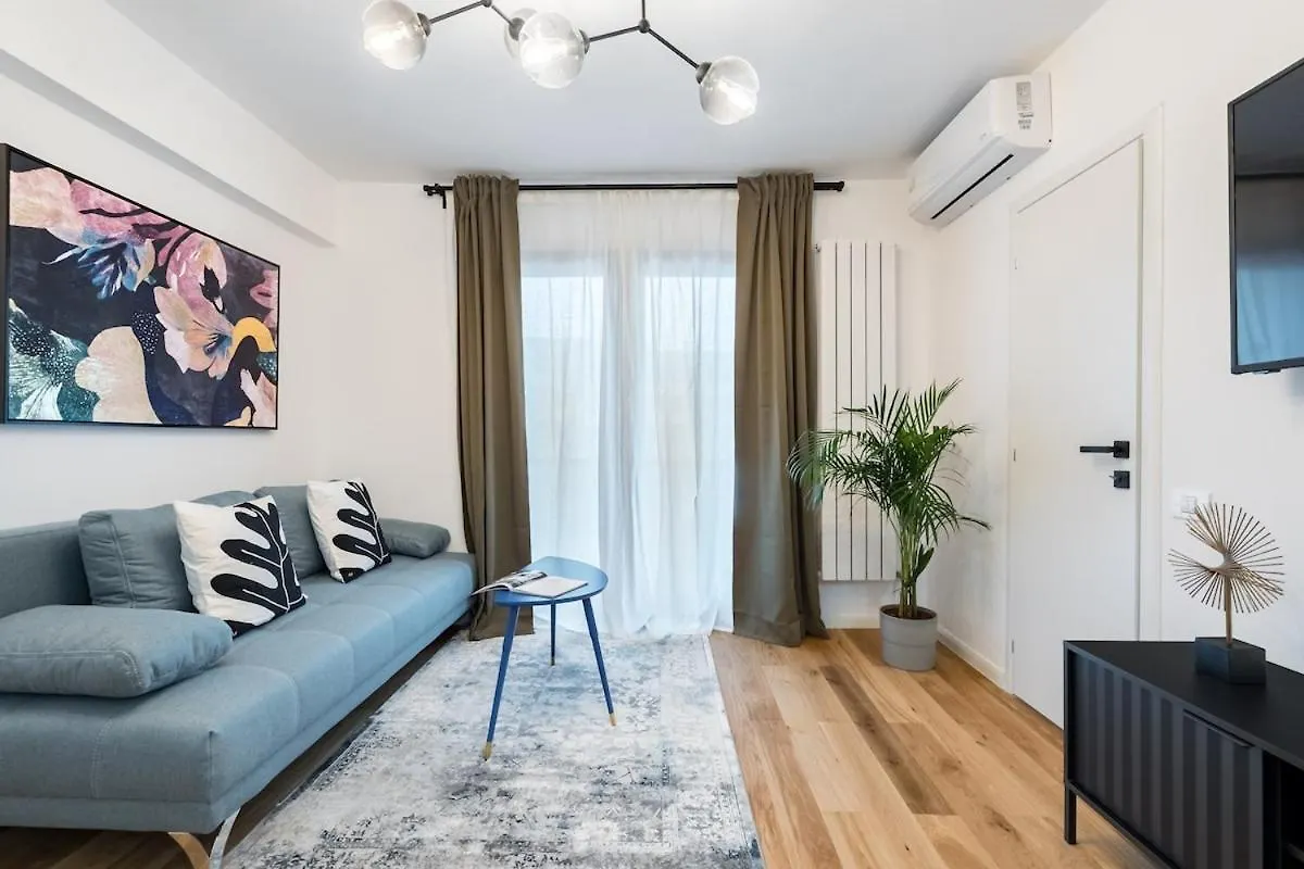 Bright Apartment - Top Location - Charming Balcony Bucharest 0*,
